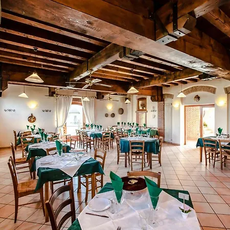 Il Selgaro Agriturismo ファームステイ ゼラリーノ